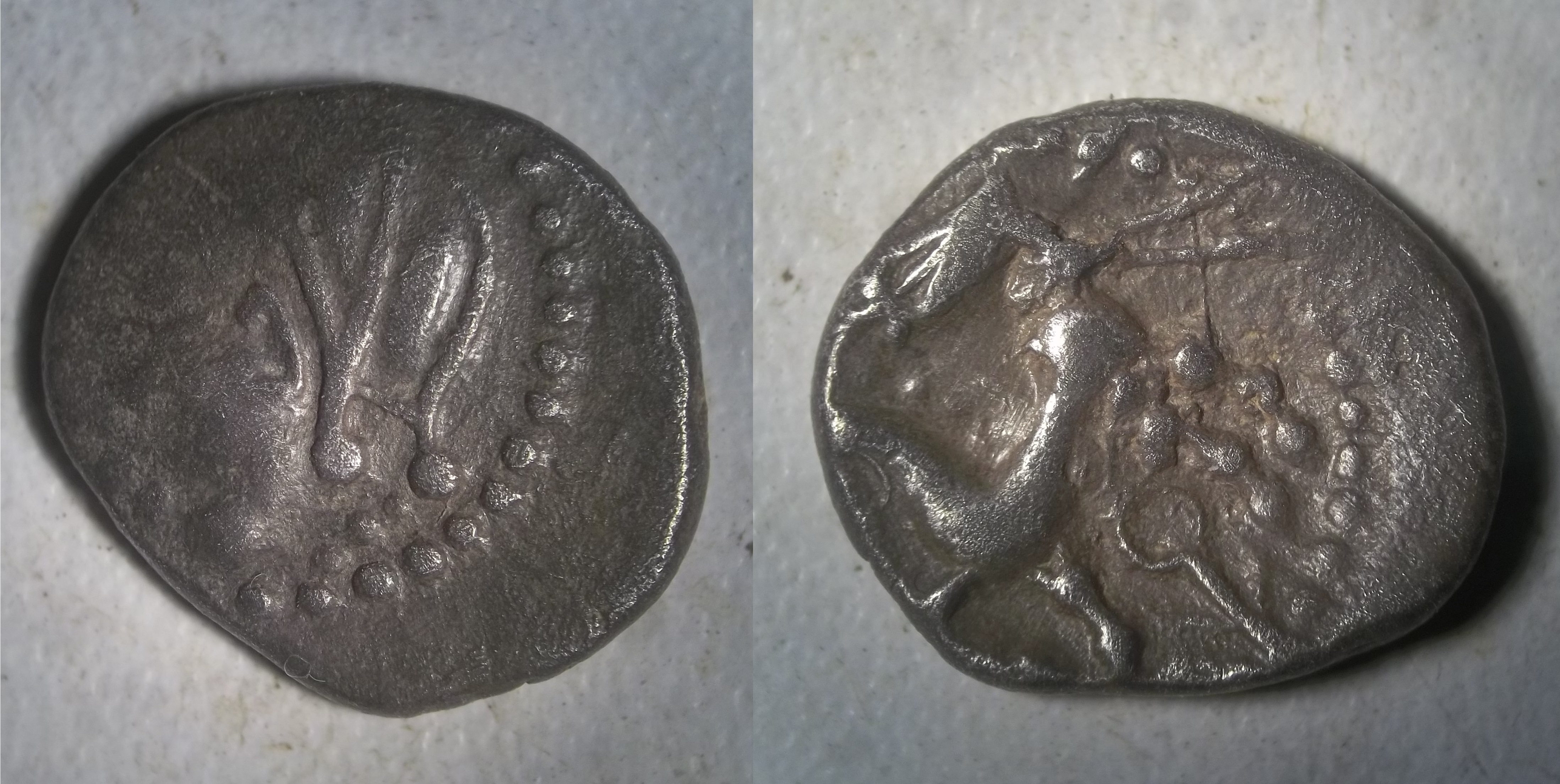 Bituriges cubes Quinaire au glaive et aux annelets 60 50 avjc.JPG