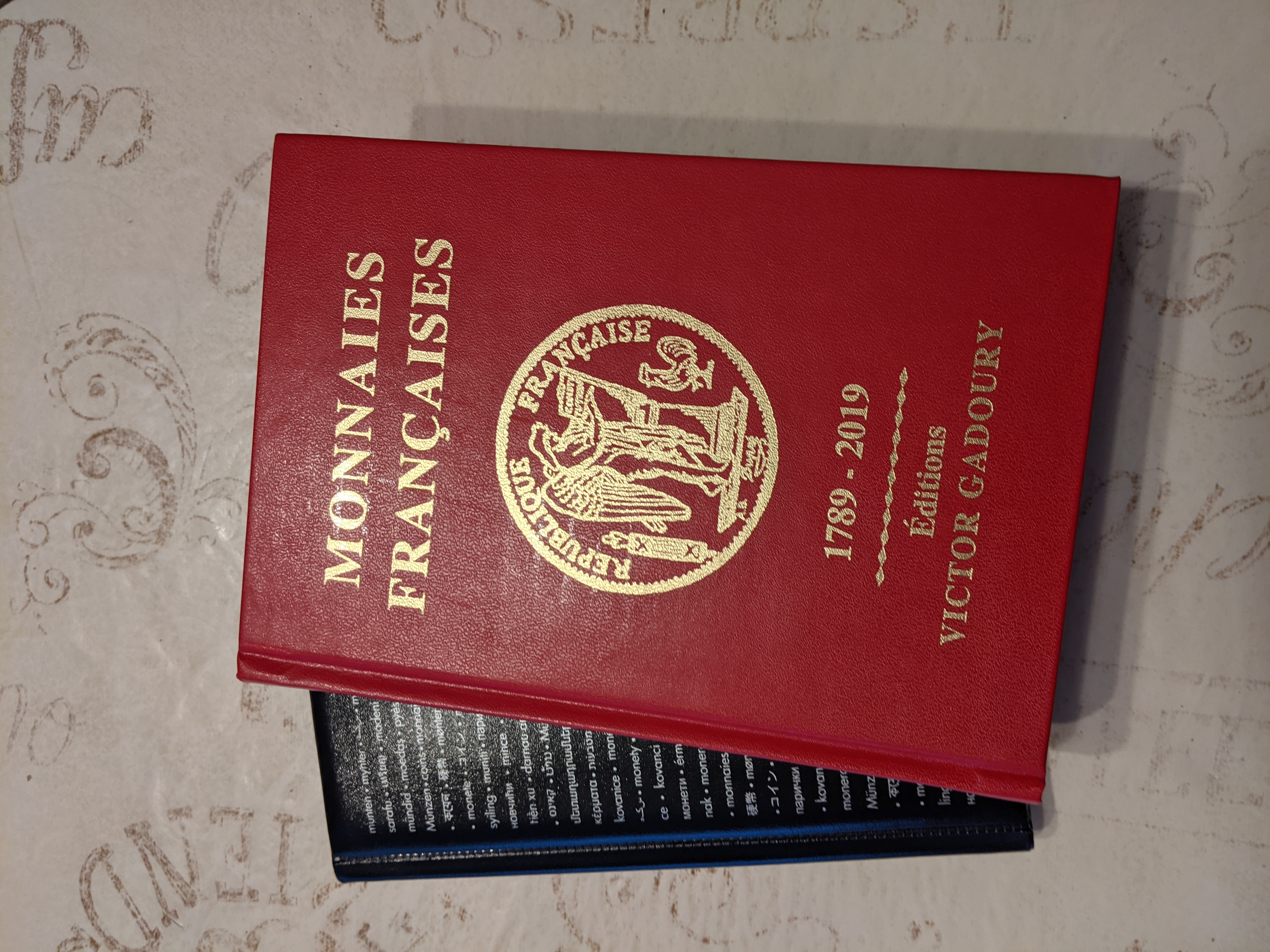 LIVRE MONNAIE.jpg