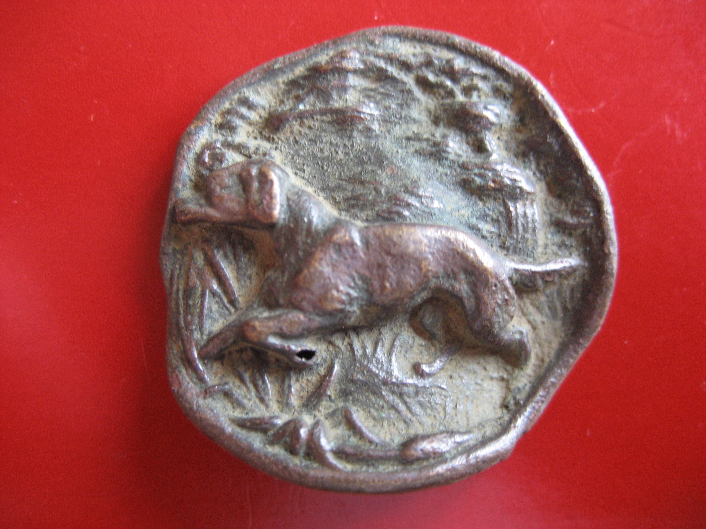 (126)Bouton de vennerie 19-20e.JPG