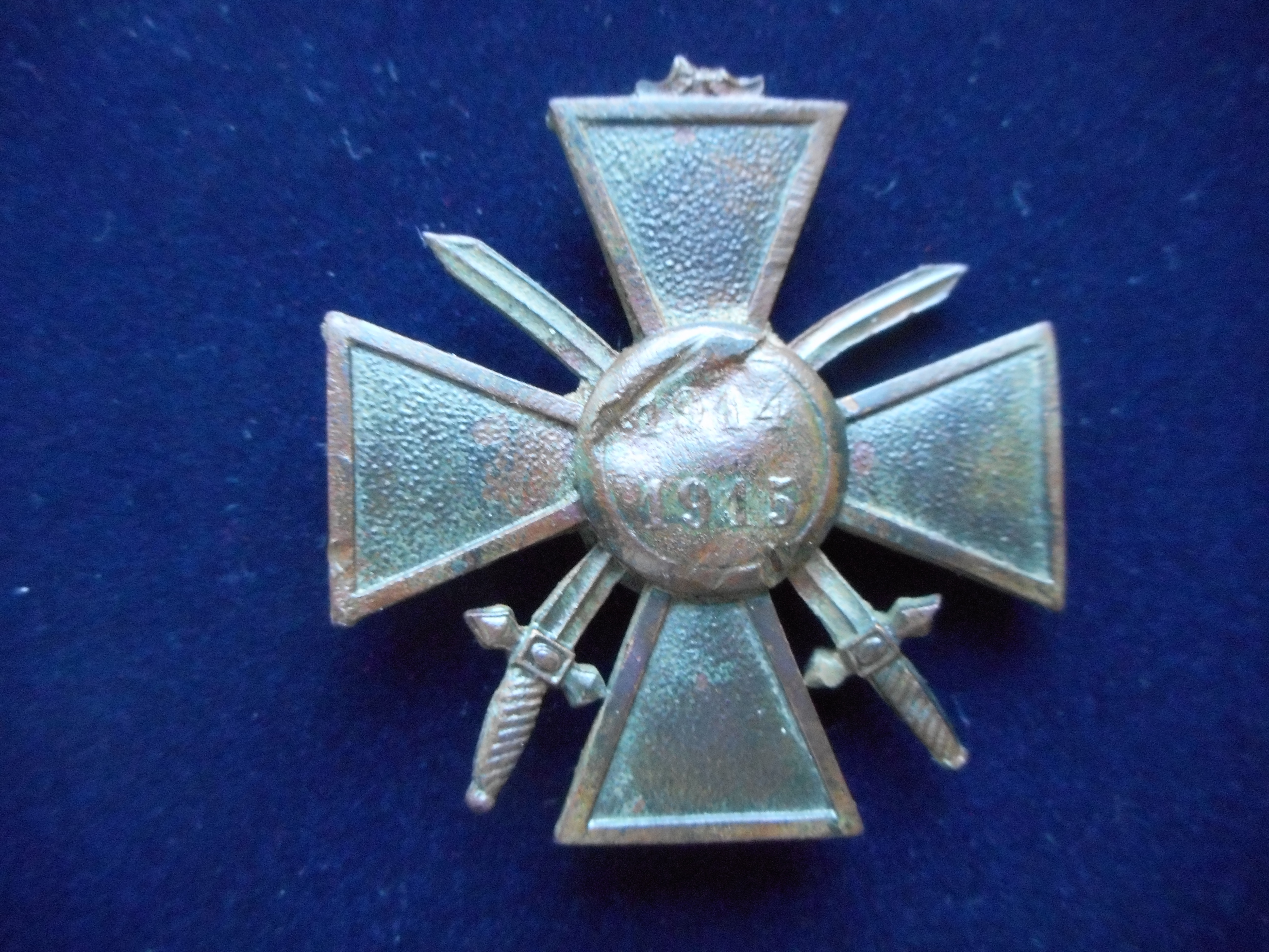 (3)medaille croix de guerre 14-15.JPG