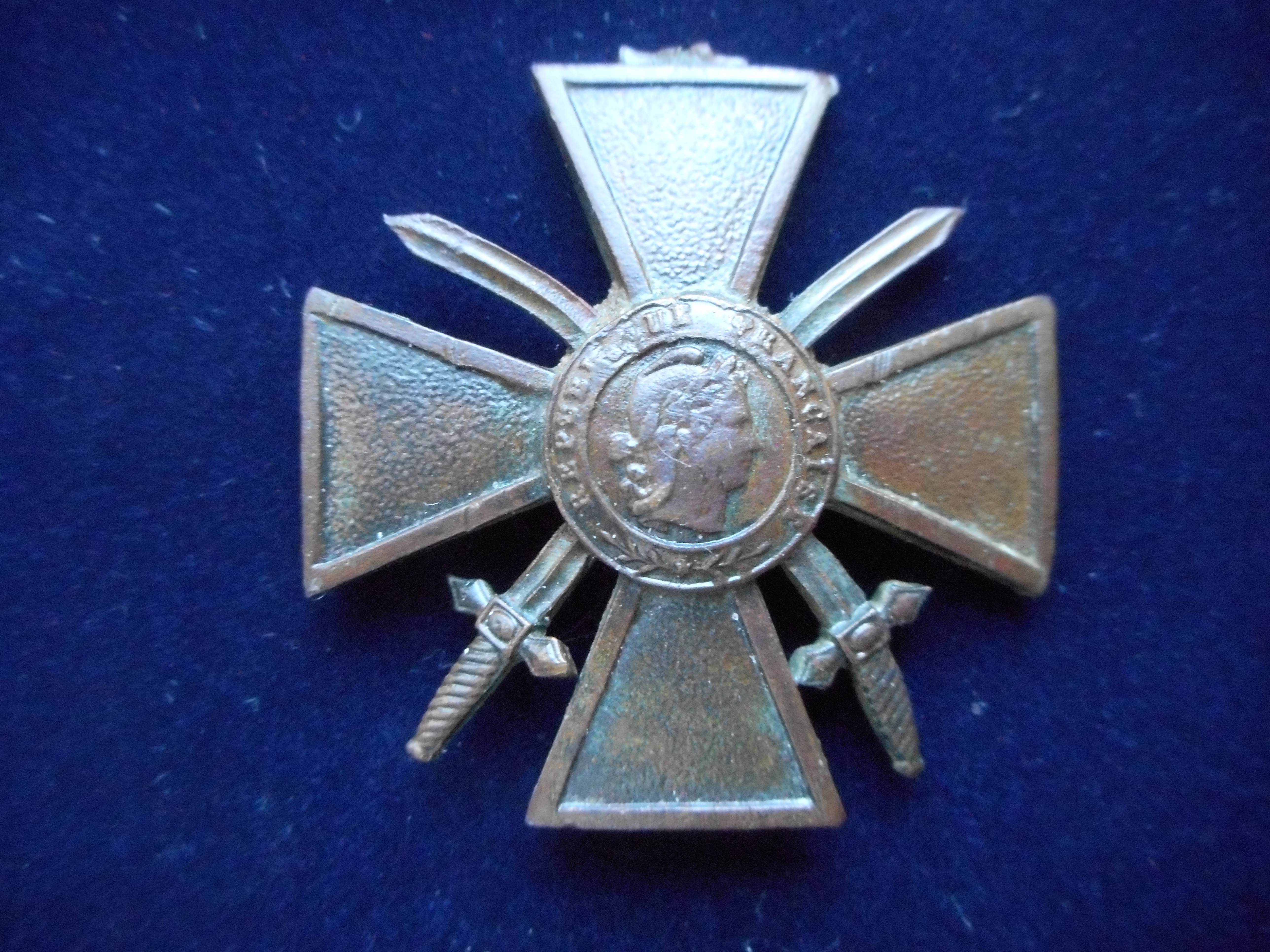 (3)Medaille croix de guerre 14-15 WWI.JPG