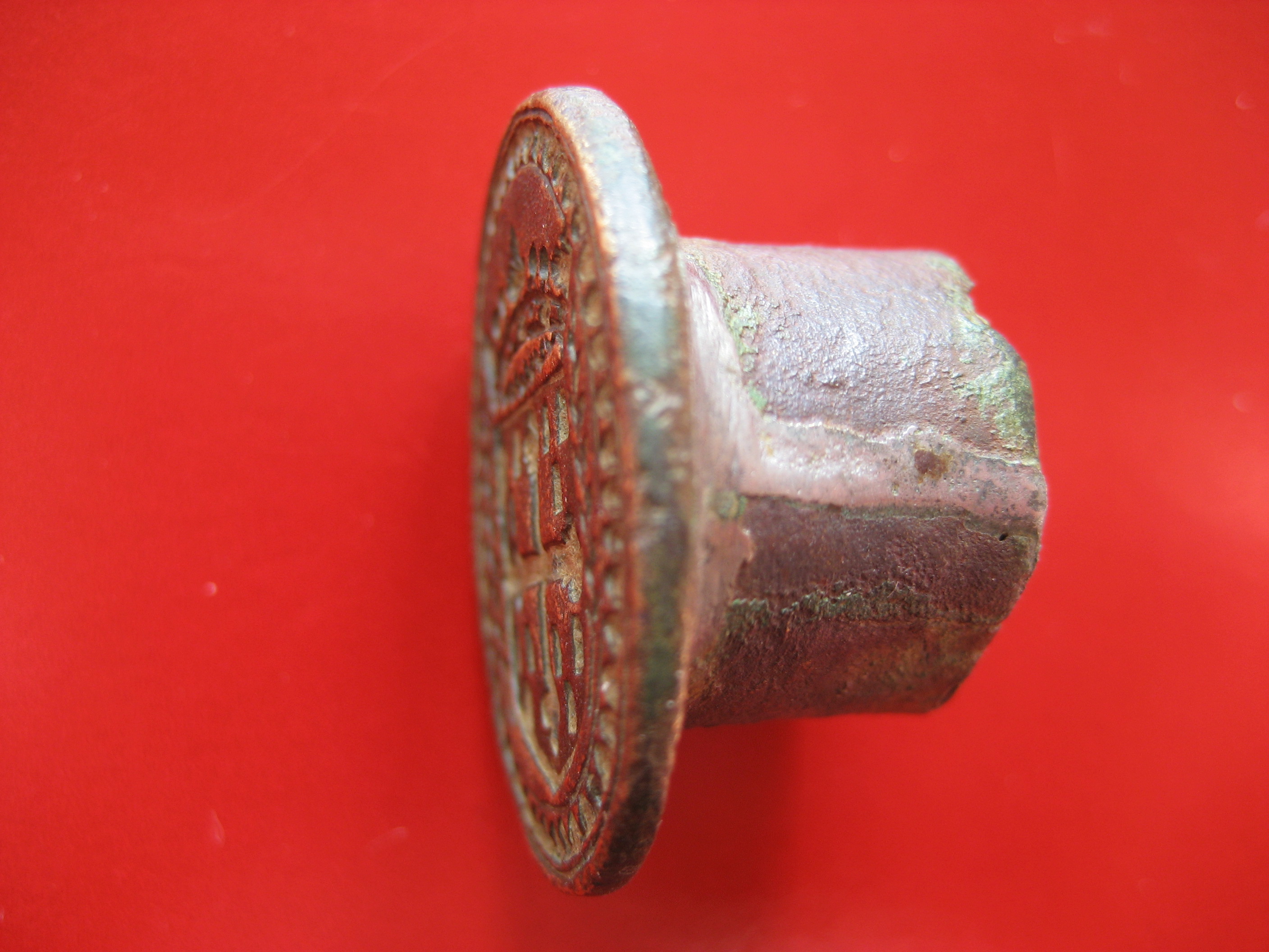 (5)sceau a douille.JPG