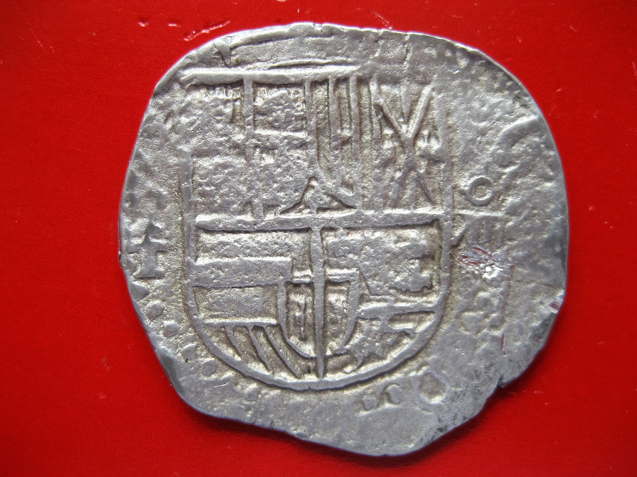 2 reales de Philippe II d Espagne atelier de tolede 16e.JPG