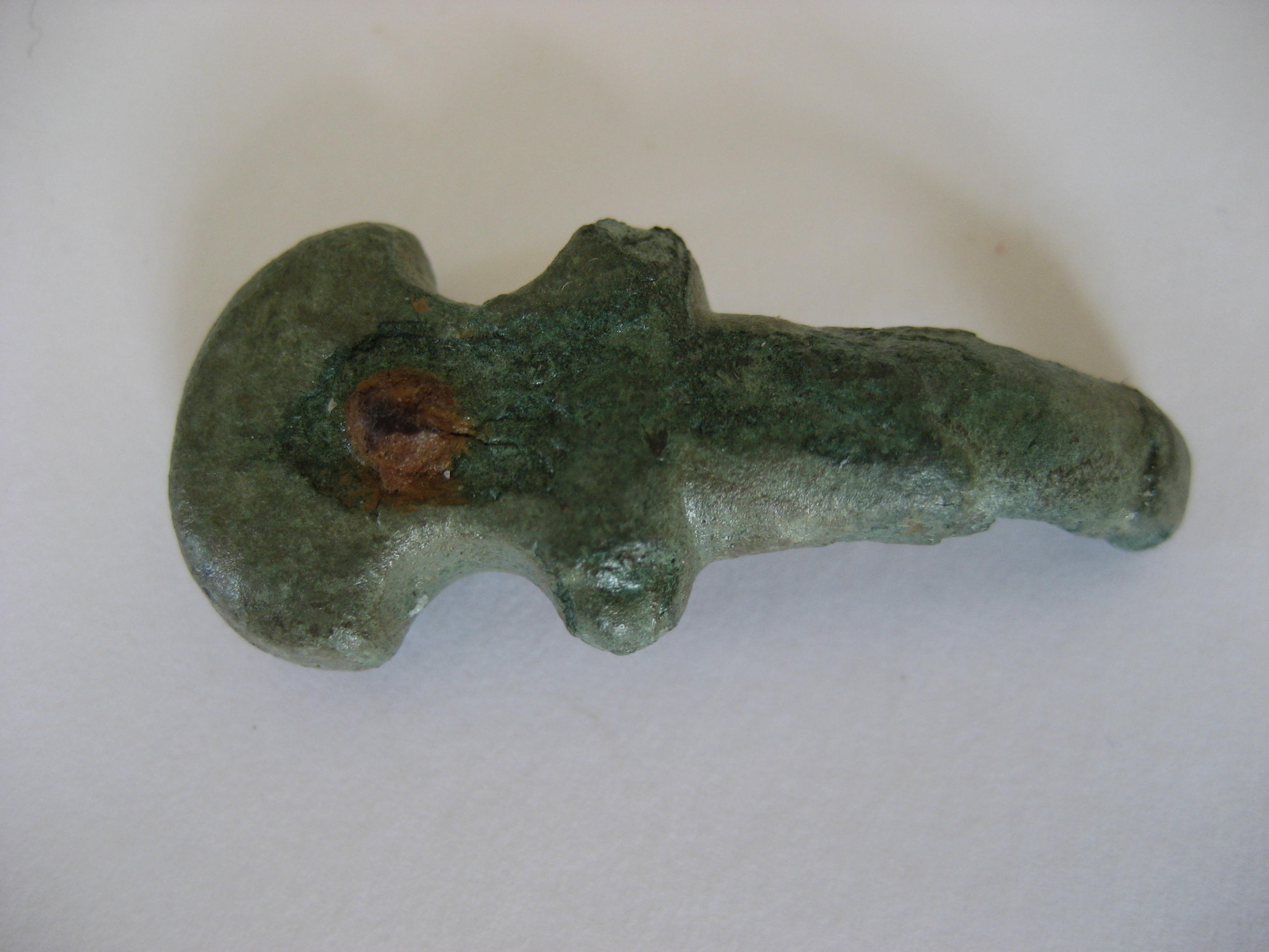 (1)Ardillon de boucle Mérovingienne V-VIIIe.JPG