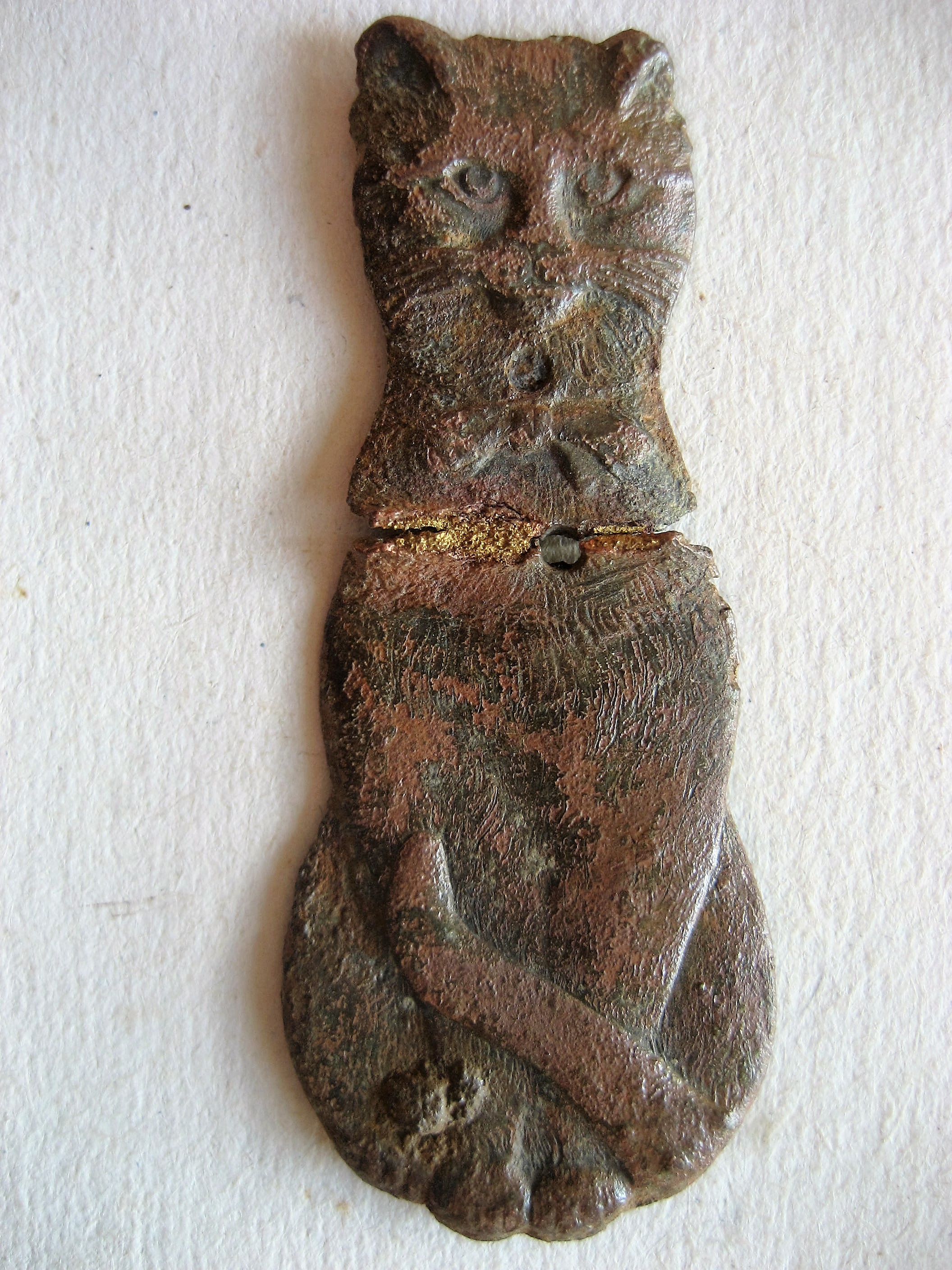 (3)Plaque deco Chat pour couteau coursolle 19-20e.JPG