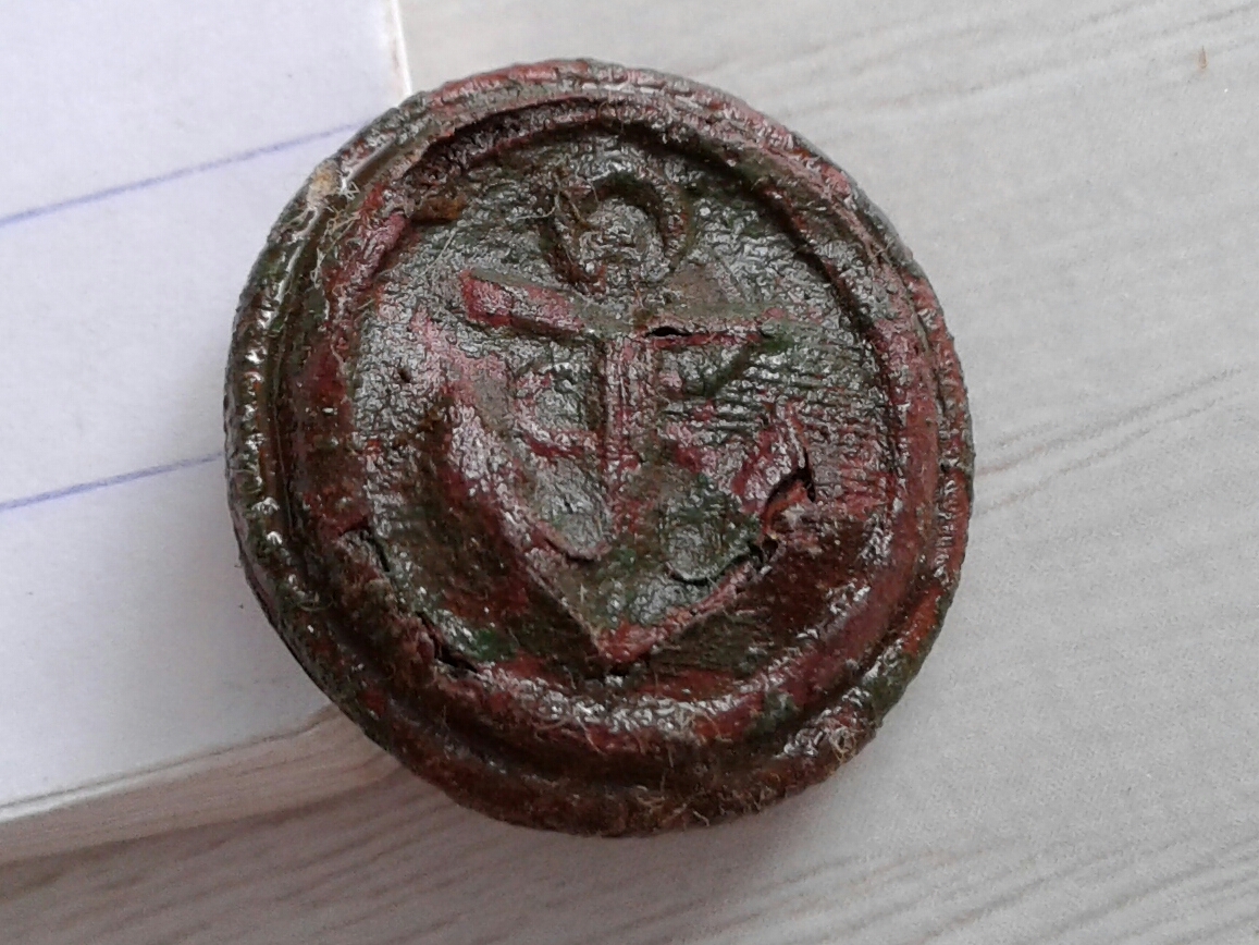 bouton ancre face ( plat ).jpg