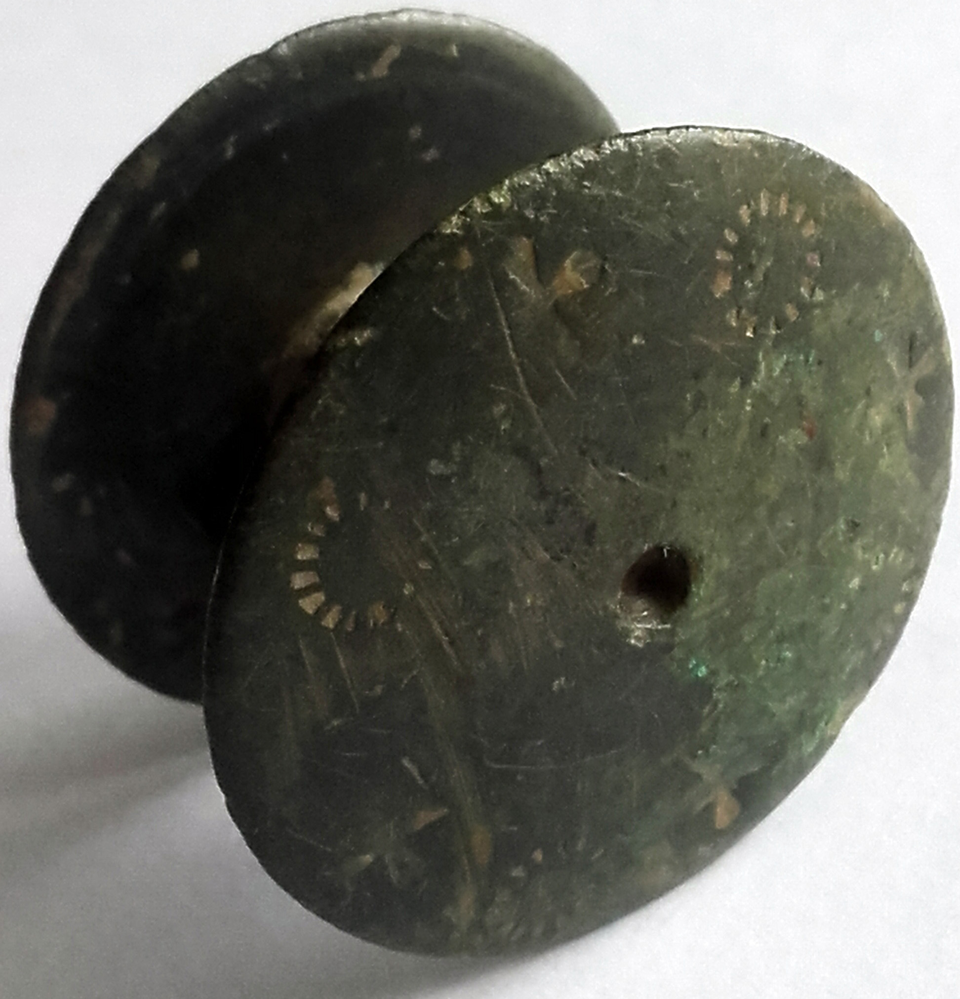 Rivet3.jpg