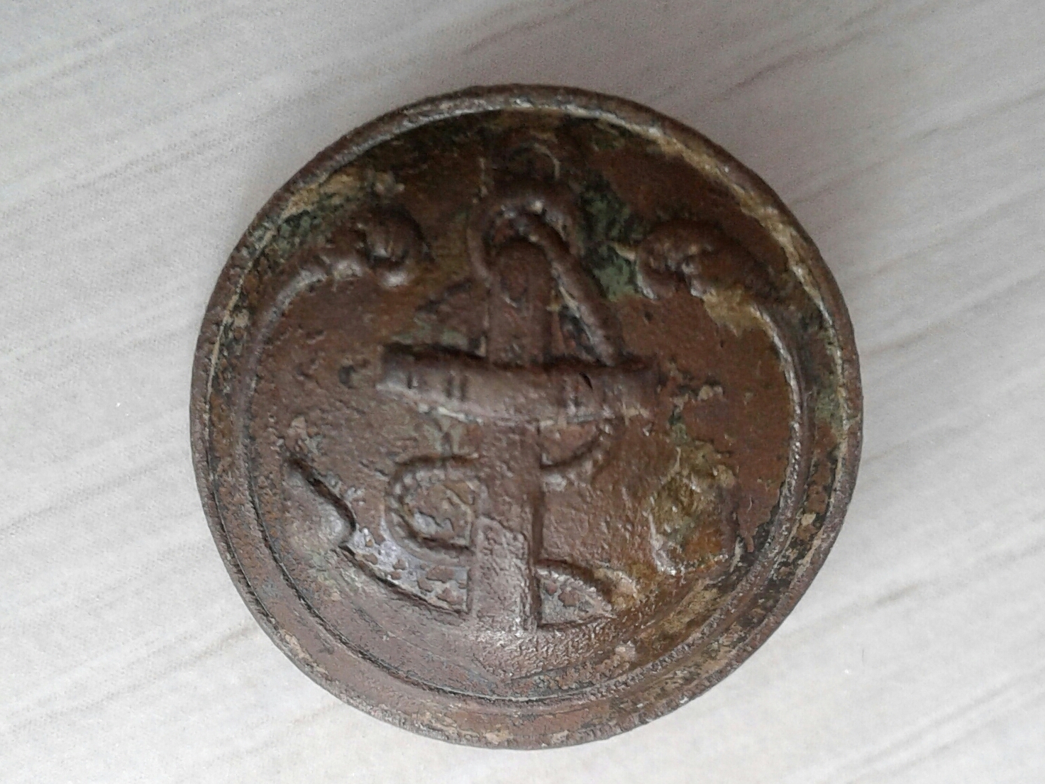 bouton ancre face (bombé).jpg