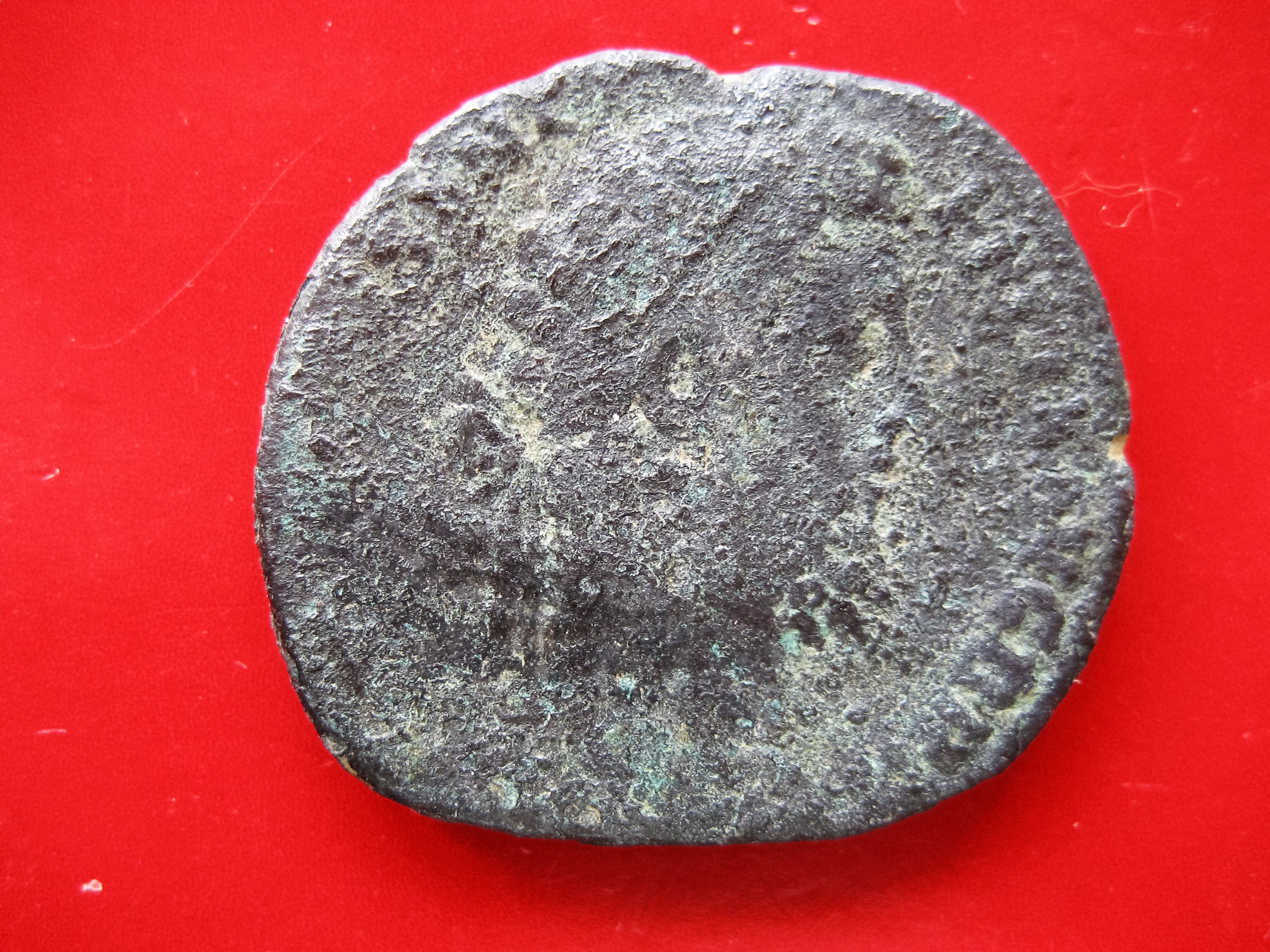 (7)Sesterce de Commode 166-192 apjc(bronze).JPG