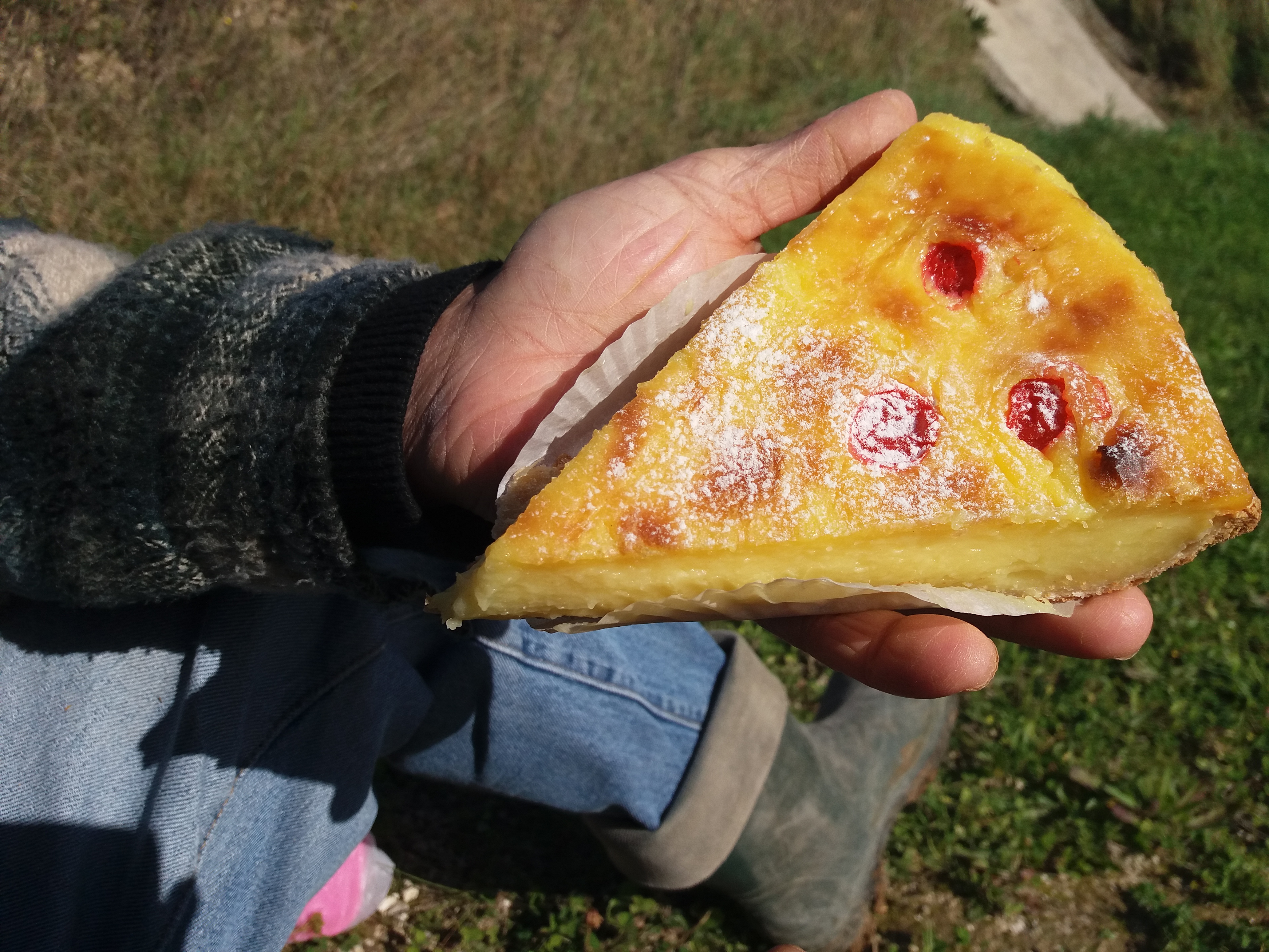 10-2017 a Montgueux avec Matt et notre dessert Aube.jpg