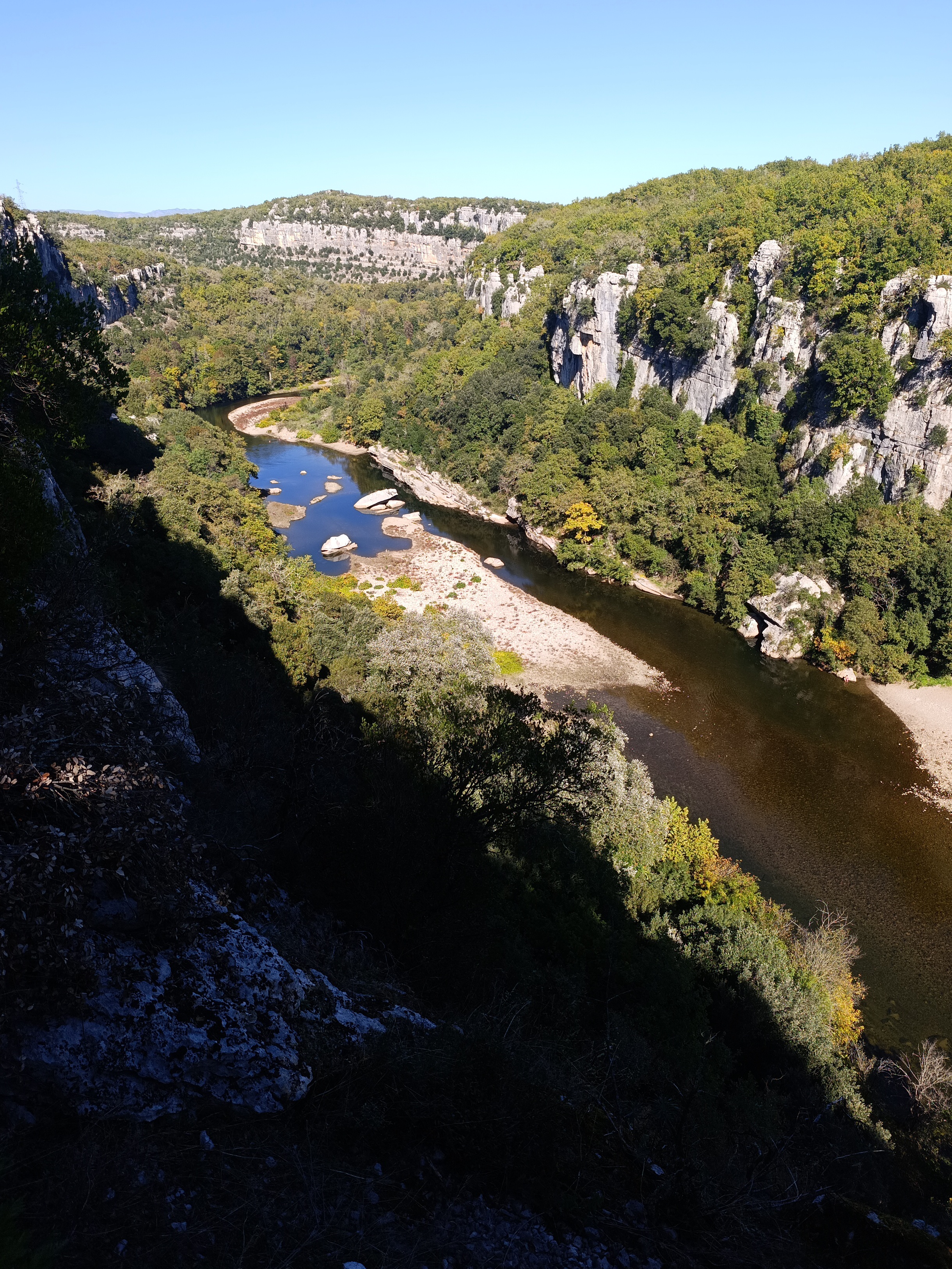 f516ca35-ea41-4621-93ea-7b0beeafa528.jpg