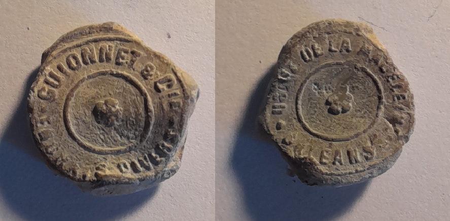 Plomb de scéllé des engrais Guionnet Cie à Orleans.jpg