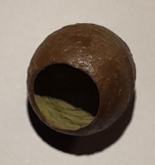 14 Boule en bronze creuse à identifier.jpg
