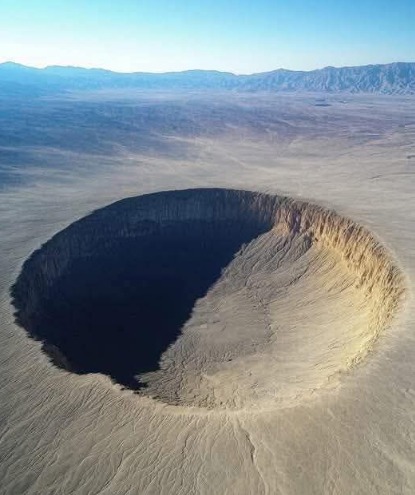 Meteor cratère.jpg