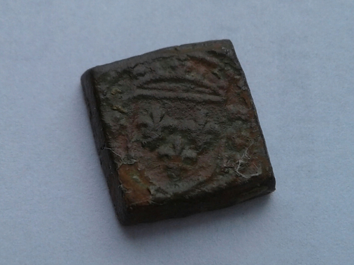 PM(2,97 grammes) pour l'écu à la couronne neuf or de Louis XI 1474.jpg