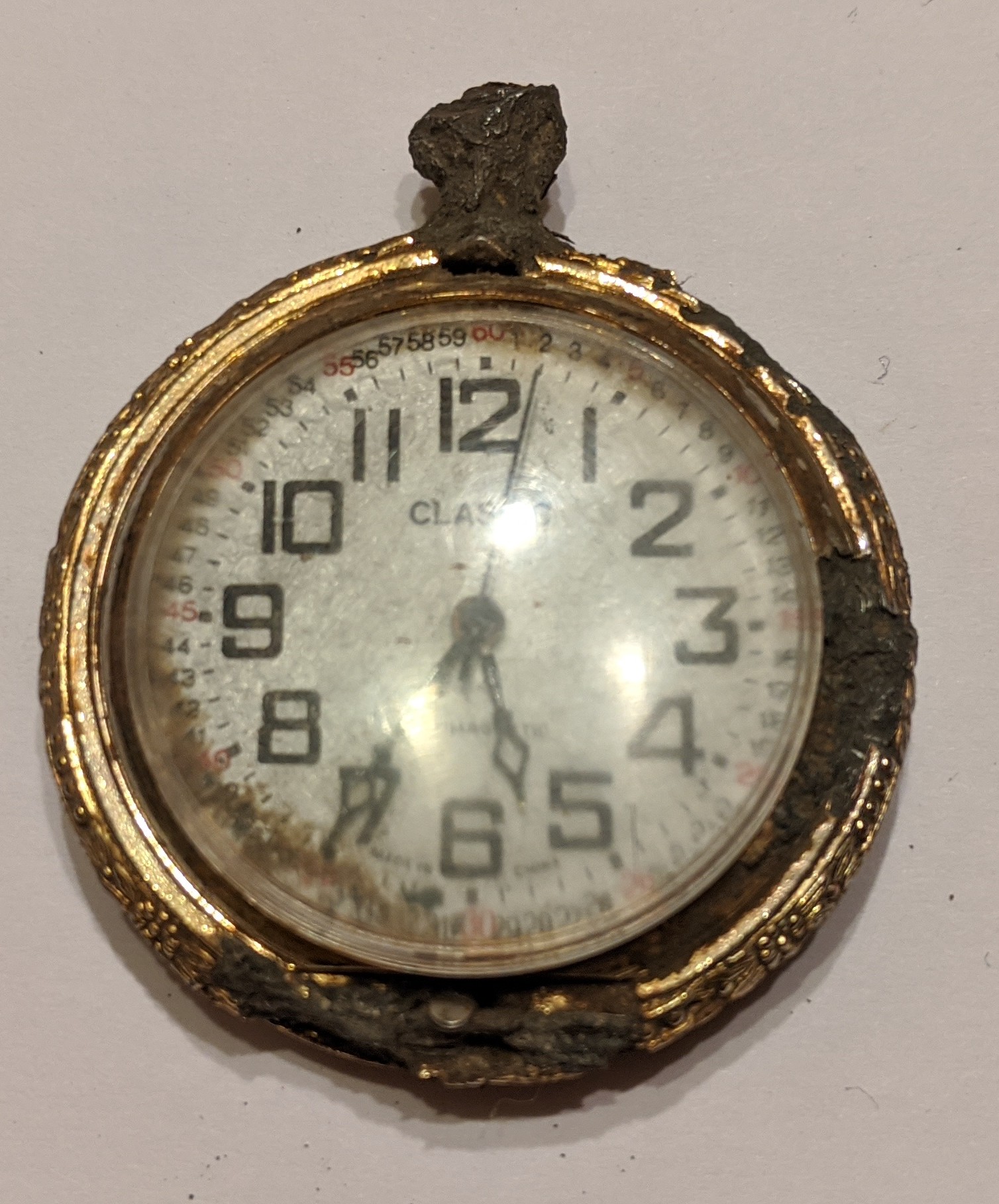 MONTRE..jpg